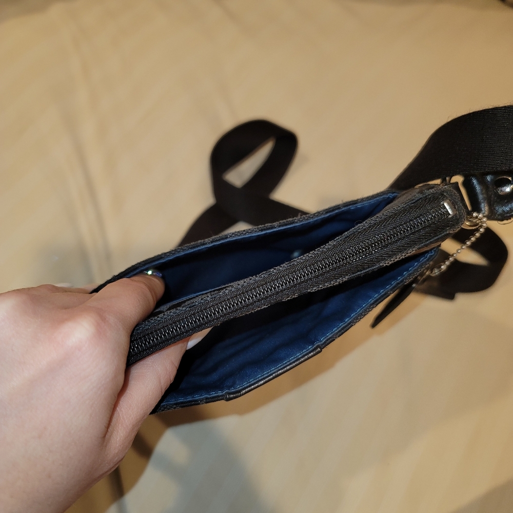 Coach Crossbody - Picture 3 of 7